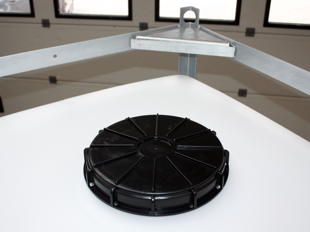 Lid